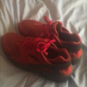 🔴Nike Huaraches👟